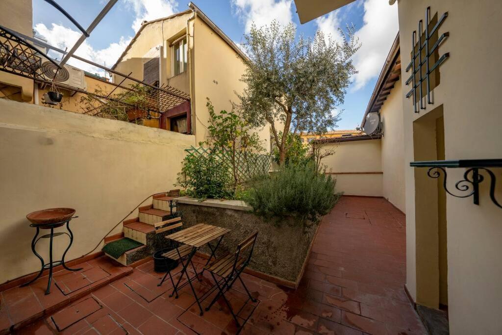 Апартаменты Raffinato Trilocale San Frediano Флоренция Экстерьер фото